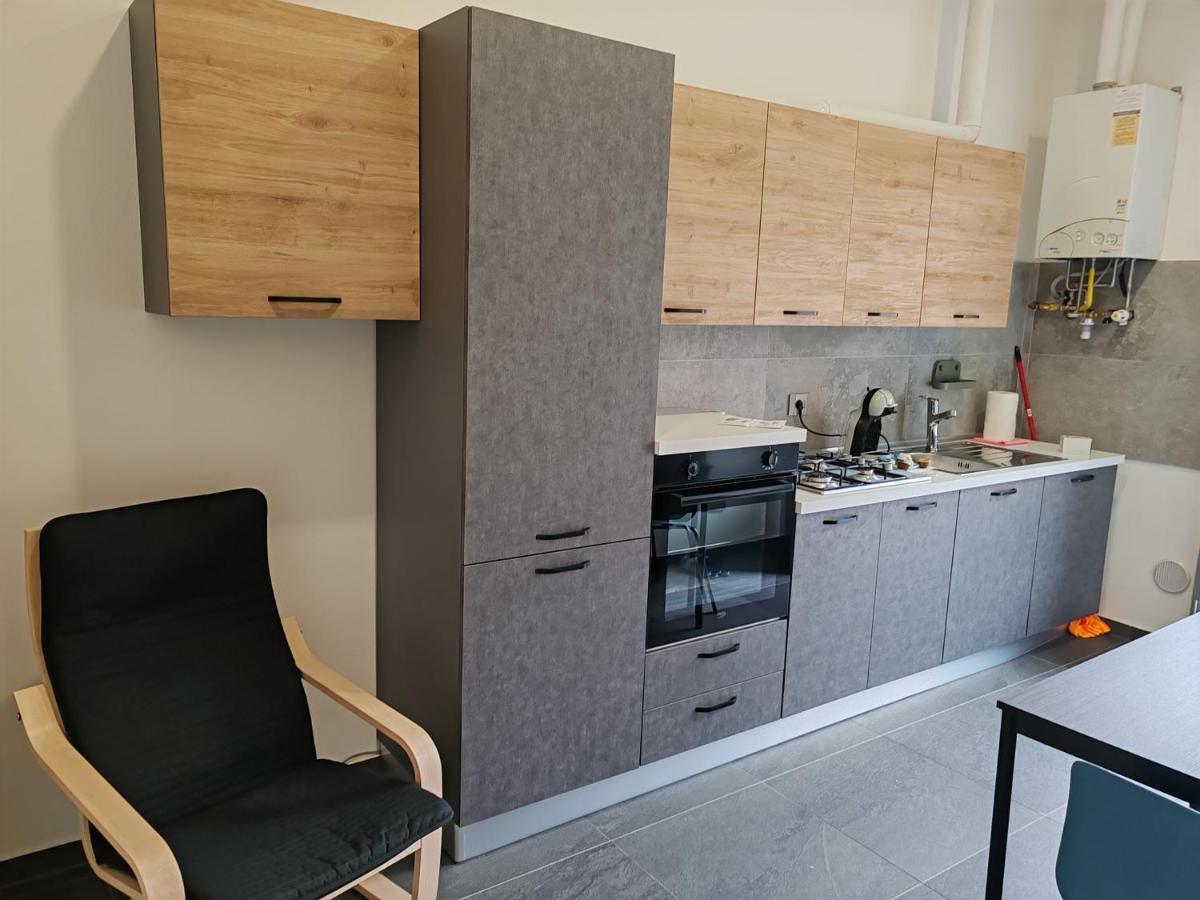 Appartamenti Lungo Fiume 506 Sesto Calende Exterior foto